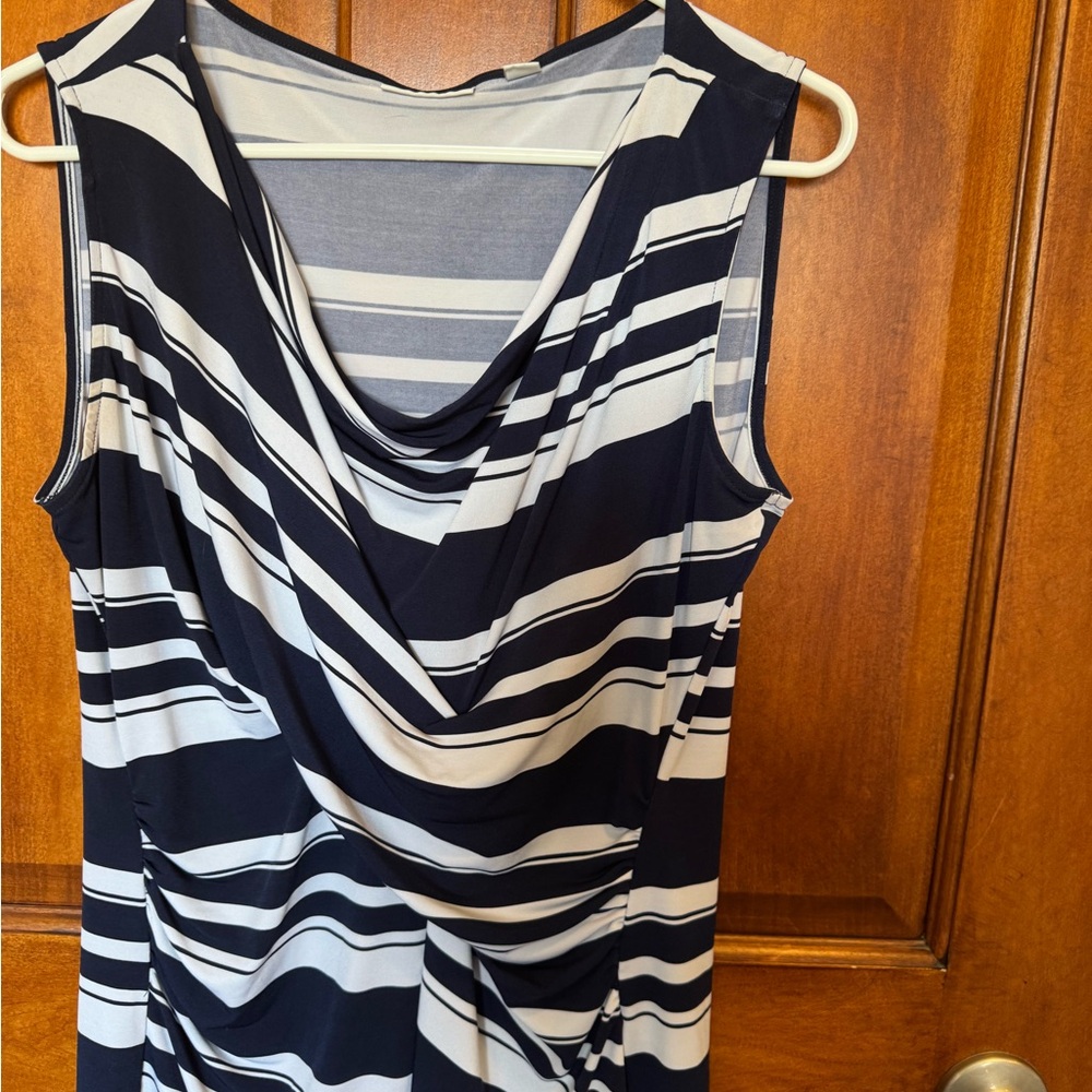 New York & Company Monochrome Sleeveless top